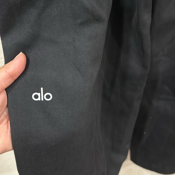 Alo Yoga HIGH-WAIST RISK TAKER TROUSER size small - Picture 8 of 8